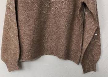 Damski sweter.