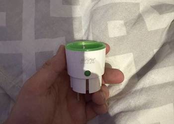 Inteligentne gniazdko z funkcją pomiaru prądu i repeatera ZigBee 3.0