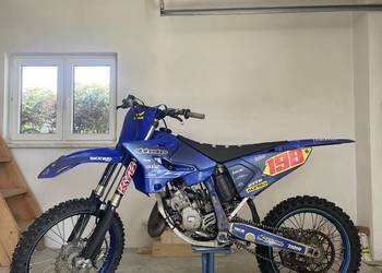 Yamaha YZ 125