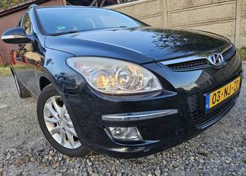 Hyundai i30 2009r 1.6 126ps Półskóry Klimatronik Hak Alu Zadbany Efektowny