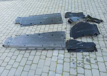 Lewa osłona podwozia Audi A4 B7 prawa 8E0825208D lewa 8E0825207B