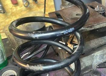 Sprężyny obniżające eibach czarne BMW e34