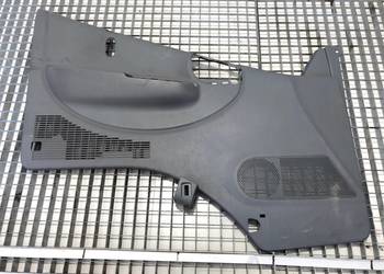 BOCZEK DRZWI LEWY PRZÓD RENAULT TRUCKS D Hatchback TAPICERKA