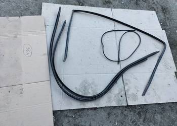 PEUGEOT 306 USZCZELKA SZYBY PRZEDNIEJ USZCZELKA DACHU DACHOWA