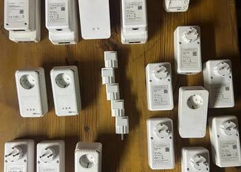 Adapter sieciowy PLC Devolo dLAN 1200+ WiFi AC i inne jak na foto.