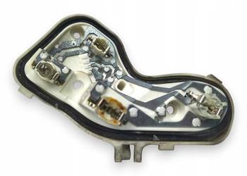 WKŁAD TYLNEJ LAMPY Opel Astra J HTB tylniej tylny prawy tył 13306460