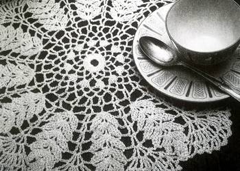 Serwetka szydełkowa 28cm (S165)