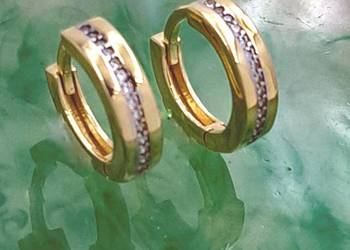WYPRZEDAŻ !-30% Kolczyki Złote pr.333 Kółeczka 14 mm z kamieniami Z-924 WYPRZEDAŻ !-30% Kolczyki Złote pr.333 Kółeczka 14 mm z kamieniami Z-924