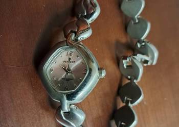 Elegancki damski zegarek.