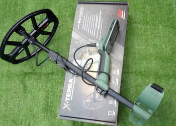 wykrywacz metali Minelab X-Terra Pro dziala na ladzie i pod woda