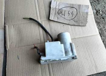 AUDI 80B4 80 B4  POMPKA CENTRALNEGO ZAMKA 4A0862257H