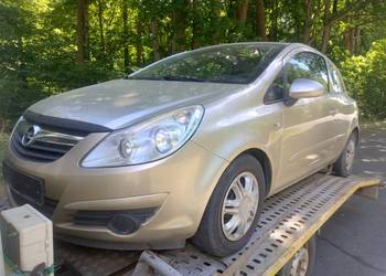 Opel Corsa D 2008r 1.0 B 3 Drzwi Lak Z40M Części Wysyłka