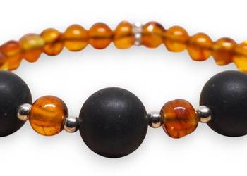 Bransoletka BURSZTYN bałtycki barok koniak, matowe czarne kule #902