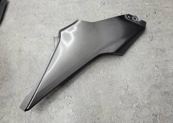 KAWASAKI Z900 Z 900 24 OEM OWIEWKA OSŁONA BOK WYPEŁNIENIE MOCOWANIE