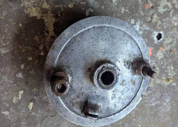 Wsk 125 175 szczękotrzymacz dekiel hamulcowy piasta koła