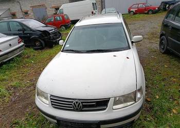 Volkswagen Passat Kombi 1,8 92  kw 1998 r. dawca części