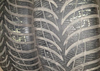 Opony Goodyear UltraGrip7   195/65r15
