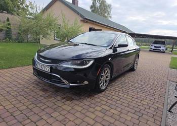 Chrysler 200