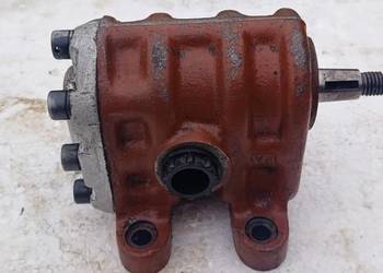 Pompa hydrauliczna podnośnika ursus C-330.Orginał