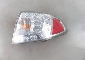 LAMPA PRAWA TYLNA SUBARU IMPREZA III 22020024