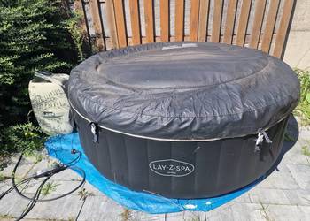 Jacuzzi ogrodowe "lay-z-spa" z ogrzewaczem