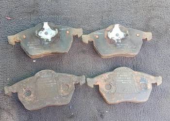 Klocki Przód Lewa + Prawa Strona Audi A4 B5 (a-5)
