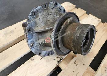 Obudowa Dyferencjalu FWD Massey Ferguson 8110