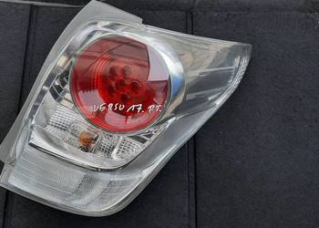 TOYOTA VERSO LIFT LAMPA PRAWY TYŁ 81550-0F130-00