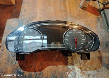 Zegary,licznik Audi A8 D4 wersja USA