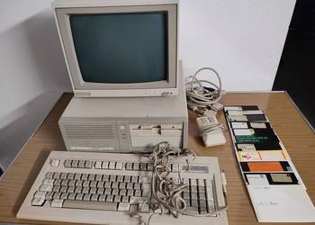 Commodore PC 10-III / PC 20 - III z monitorem kpl.-okazja!