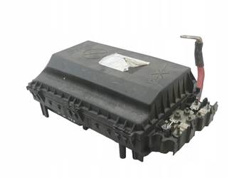 SKRZYNKA BEZPIECZNIKÓW 13318784 RK 2.0 D Opel Astra IV (2009- 2020 ) J