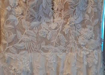 Suknia ślubna kobita