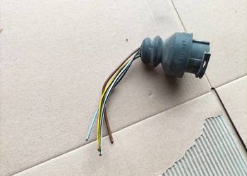 AUDI 80B4 80 B4 WTYCZKA GNIAZDO KOSTKA LAMPY PRZÓD PRZEDNIEJ