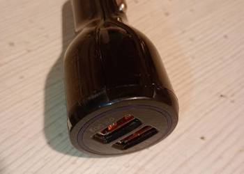 ładowarka samochodowa 12V-24V 2x3.0 USB 3.1A nowa czarna