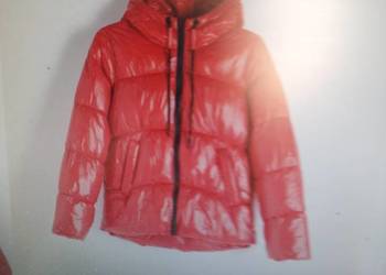 kurtka ocieplana lekka czerwona Nowa rozm 42 lub 44 kurtka ocieplana lekka czerwona Nowa rozm 42 lub 44