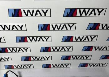 BMW G31 SIŁOWNIK KLAPY BAGAŻNIKA ELEKTRYCZNY 7390410