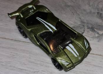Autko samochód resorak Hot Wheels Impavido
