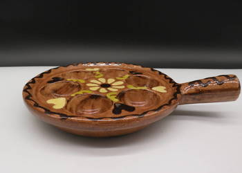 Ceramiczne naczynie do serwowania ślimaków