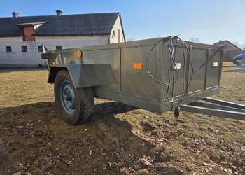 Przyczepka ciągnikowa jednoosiowa