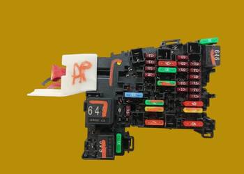 SKRZYNKA BEZPIECZNIKÓW 5Q0937615C 2.0 TDI Skoda Karoq I (2017-)