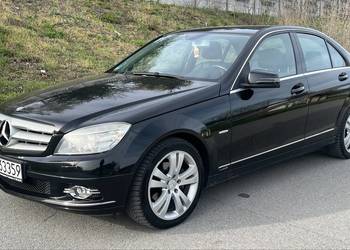 Piękny Mercedes-Benz C klasa Avantgarde C180