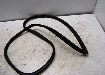 USZCZELKA KAROSERYJNA DRZWI LEWY TYŁ HYUNDAI TUCSON III