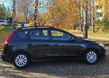 Sprzedam zadbane, wygodne, przestronne auto Hyundai i30 CW