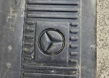 Wykładzina bagażnika Mercedes W210 sedan