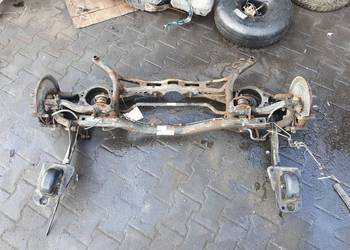 BELKA / SANKI TYŁ VOLKSWAGEN GOLF V 1K0500045JL