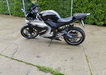 Yamaha yzf r125