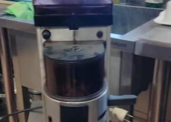 Profesjonalny młynek do kawy LaCimbali CADET