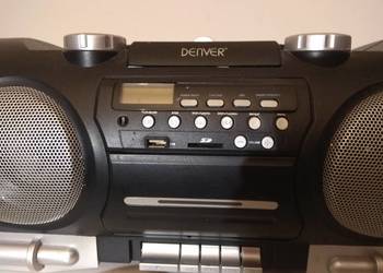 Boombox Radio/CD/MP3/USB kompatibel USB und SD Kartenslot zur