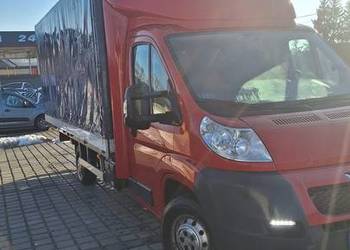 Samochód dostawczy