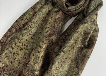 Szal we wzór paisley